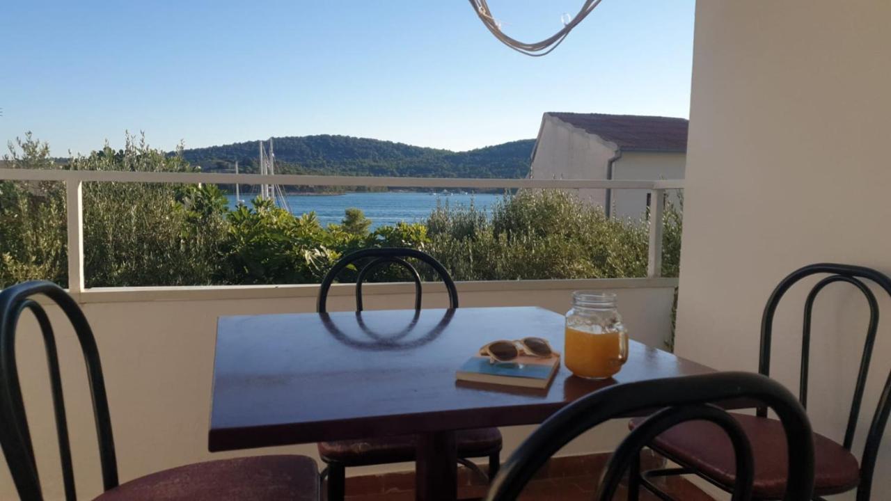 Guesthouse Mila Тисно Екстер'єр фото