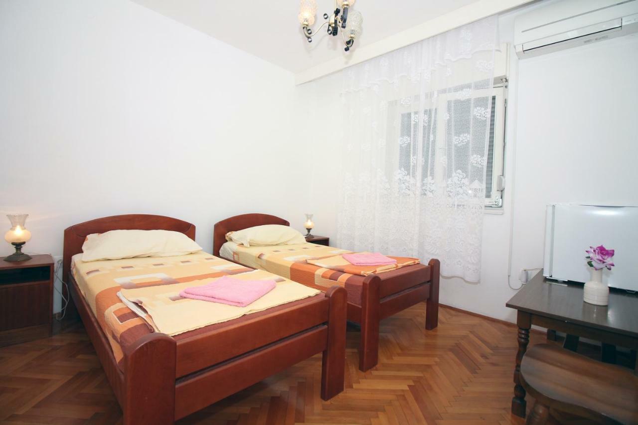 Guesthouse Mila Тисно Екстер'єр фото