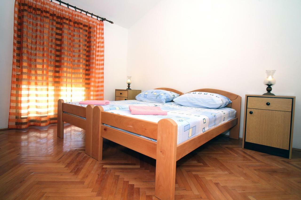 Guesthouse Mila Тисно Екстер'єр фото